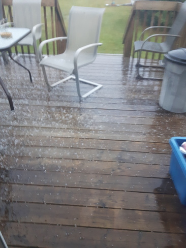 oh my hail its hailing Val Therese, ON