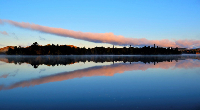 Un matin , Lac Quenouille Sainte-Agathe-Nord, Québec, CA