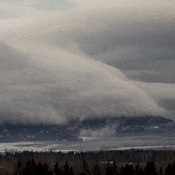 Coupole nuageuse au dessus de Baie-Saint-Paul par Chantal Beaulieu Photographe