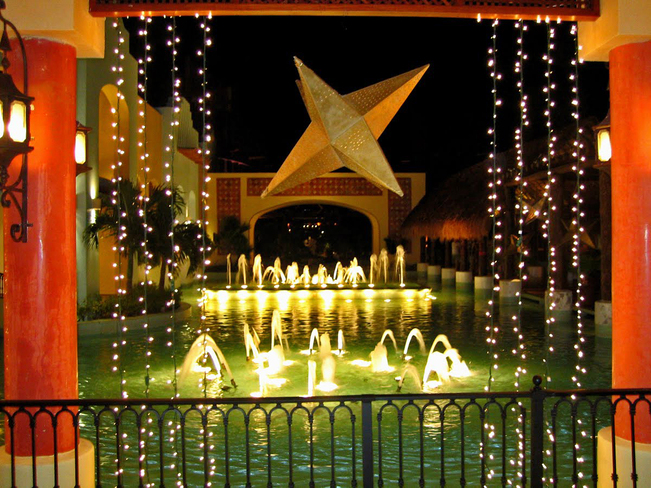 Christmas ~ Iberostar Paraiso Lindo Resort Iberostar Paraíso Lindo, Playa del Carmen, Quintana Roo, Mexico