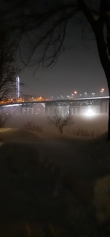 pont champlain et pont samuel de champlain cÃ´tes Ã  cÃ´tes dans le brouillard