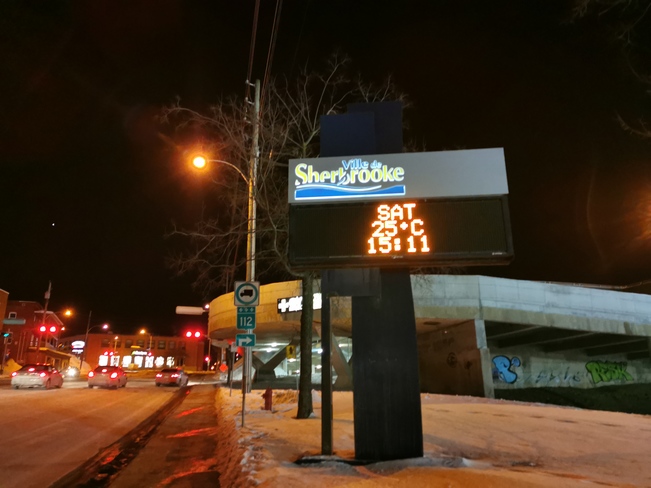 25 C Sherbrooke, QC