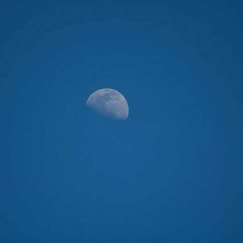 Day moon Mississauga, ON