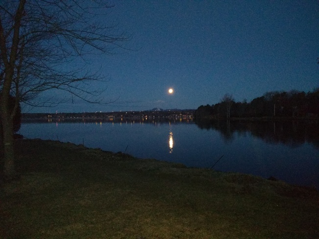 Coucher de lune Sherbrooke, QC J1N