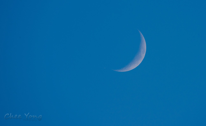 Crescent moon 🌙 Vancouver, British Columbia, CA