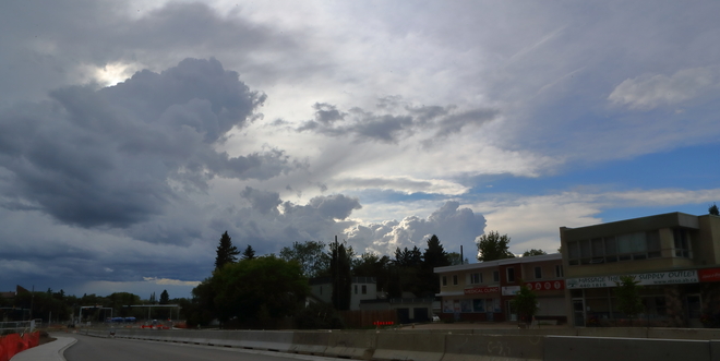 Impressive clouds tonight Edmonton, AB
