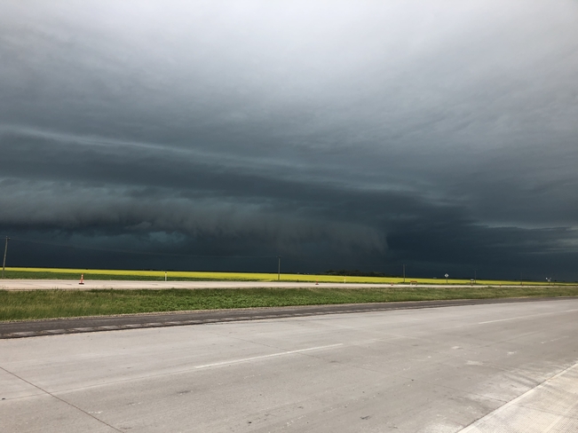 Shelf cloud Emerson, Manitoba, CA