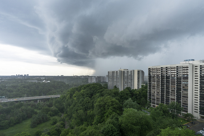 Toronto Thunderstorm August 3rd Wynford Heights Crescent, North York, ON