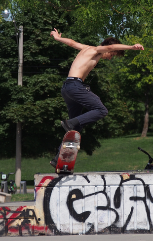 Skateboarding Beaches Skateboard Park, Lake Shore Boulevard East, Toronto, ON