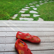 sandales sur le patio
