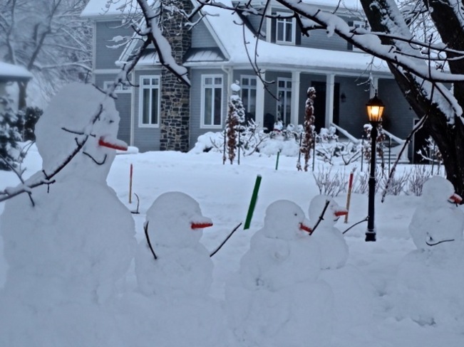 Famille de bonhommes de neige Boucherville, QC