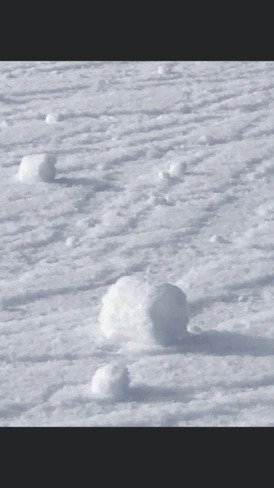 formation de boules de neige naturelles Gaspé, QC