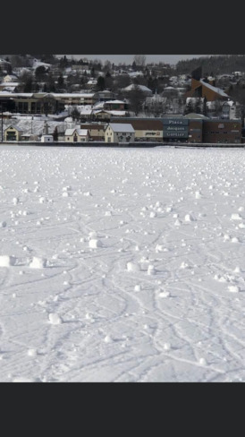 formation de boules de neige naturelles Gaspé, QC