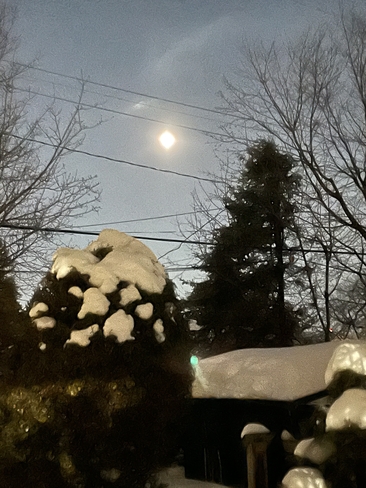 Snow moon Ottawa, Ontario, CA