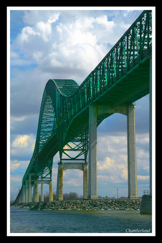 Pont Laviolette 19 avril. Trois-Rivières, QC