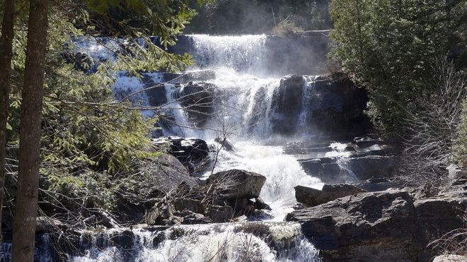 la chute Parc national du Mont-Tremblant - Secteur Pimbina, Saint-Donat, QC