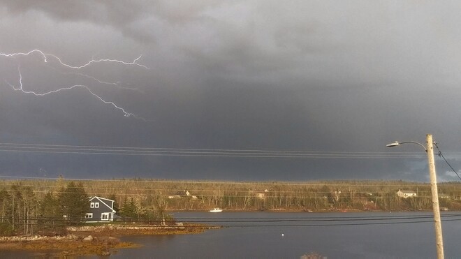 Prospect Bay lightning 461 Prospect Bay Rd, Prospect Bay, NS B3T 1Z7, Canada