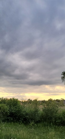 Thick clouds Oak Ridges, ON