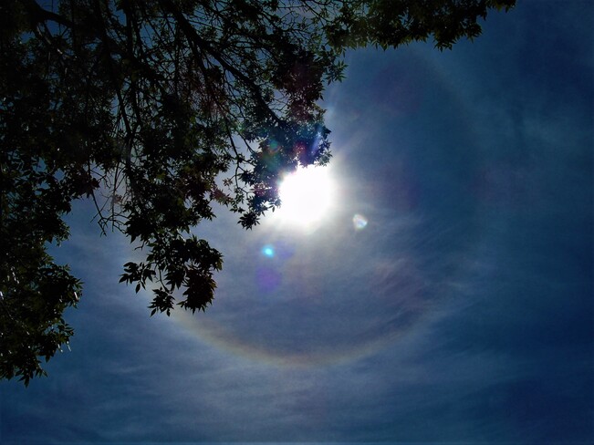 SUNBOW AND DAY MOON Tay, ON