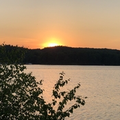 Magnifique coucher de soleil sur la rivière Saint-Maurice.