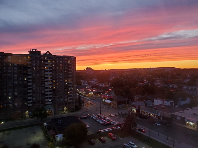 Vanier Sunset Vanier, Ottawa, Ontario