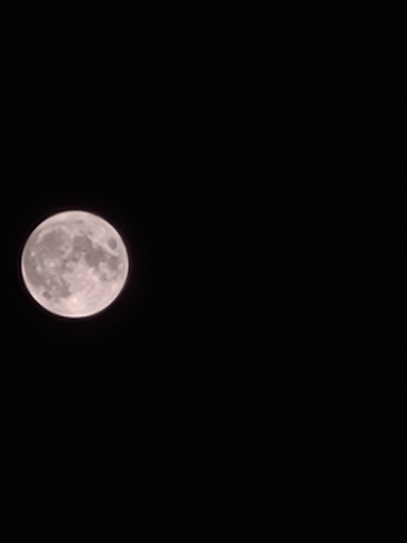 full moon Kingston, ON