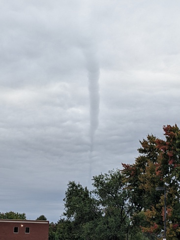 waterspout Châteauguay, QC