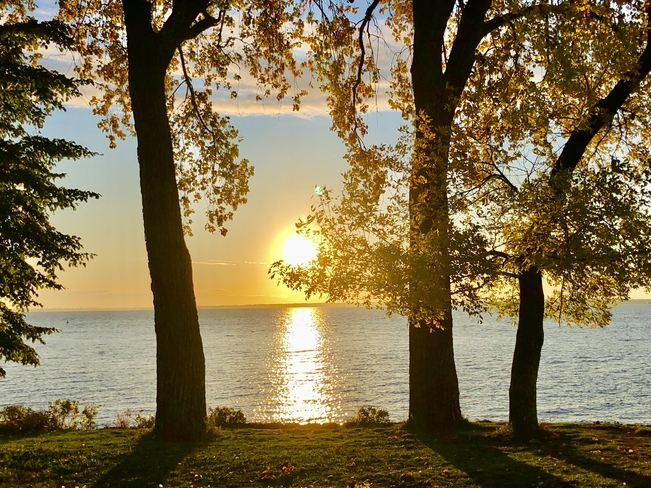 Autumn 🍂 sunset Pointe-Claire, Quebec, CA
