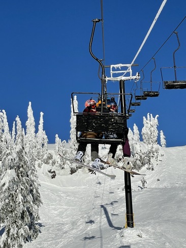 2021 New Years Eve Bluebird Day! Mount Seymour Resort, Mount Seymour Road, North Vancouver, BC