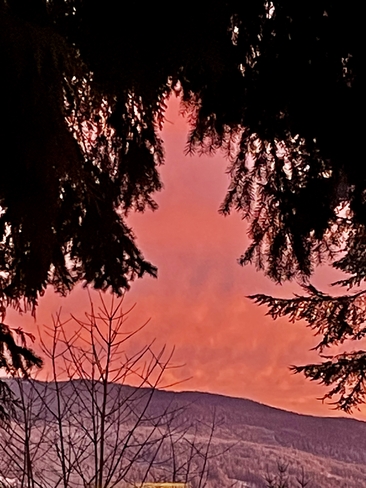 Stunning sunset over Owlhead Mountain Sicamous, British Columbia, CA