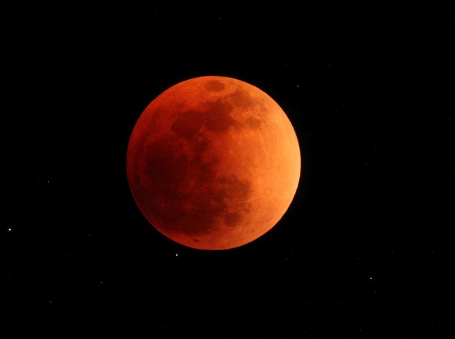 Totally Eclipsed Moon Cardinal, ON