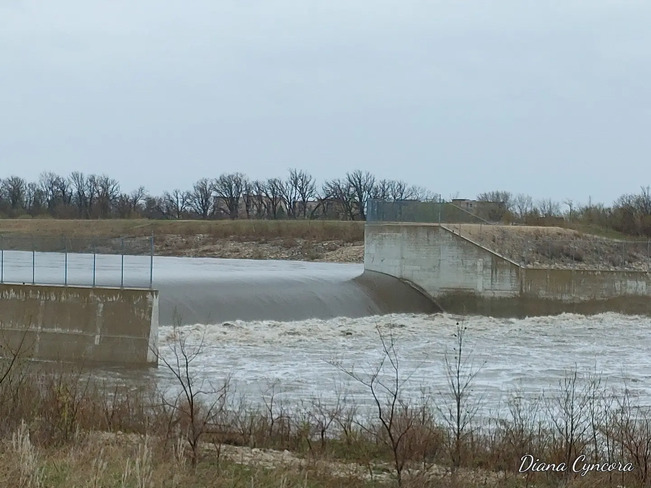 floodway gates just roaring today Lockport, MB