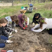 STUDENTS HELP WITH RIPARIAN RESTORATION!