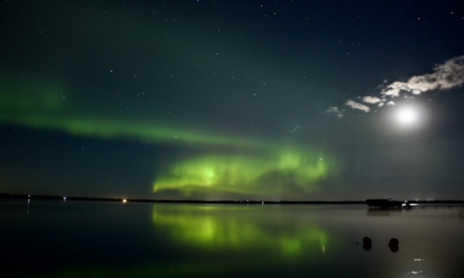 Northern Lights Gull Lake, Alberta, Canada