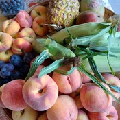 fresh fruits from St. Jacob FM
