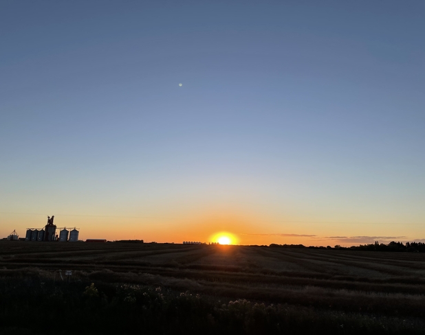 Evening sunset Yorkton, Saskatchewan, CA