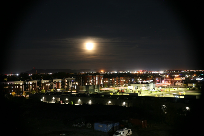 full moon Saint-Hubert, QC