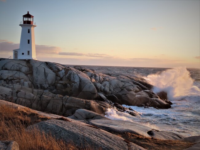 Strong winds come out of no where, causing rough surf tonight. Peggys Cove, NS