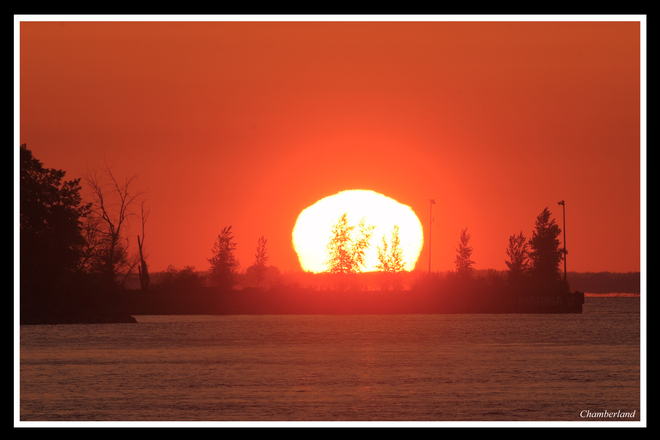 Trois-Rivières, lever de soleil. Trois-Rivières, QC