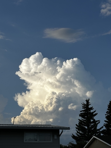 Beauty in the skies! Moose Jaw, Saskatchewan, CA