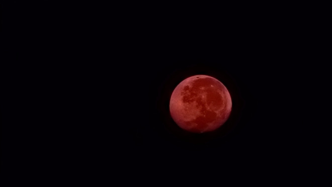 Lune rouge Hochelaga, QC