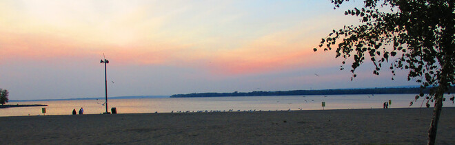 Sunset at Britannia Beach Britannia Beach, Ottawa, ON