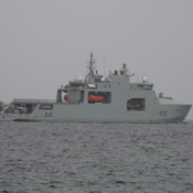 Canadian Warship 430