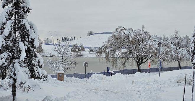 Montagne du Parc de la Cité de Saint-Hubert (Longueuil, QC), sous la neige.