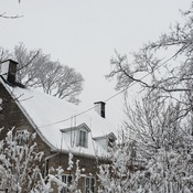 La maison sous la neige. 4 avr.2024 (jg)