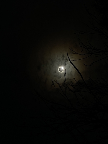 Eclipse Burlington, Ontario, CA