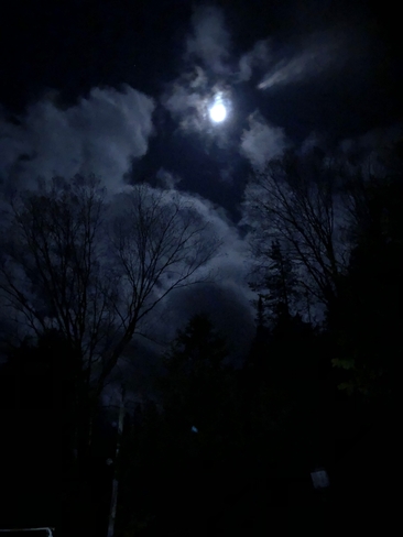 Nos nuits sont plus belle avec Toi Belle Lune Amherst, Québec, CA